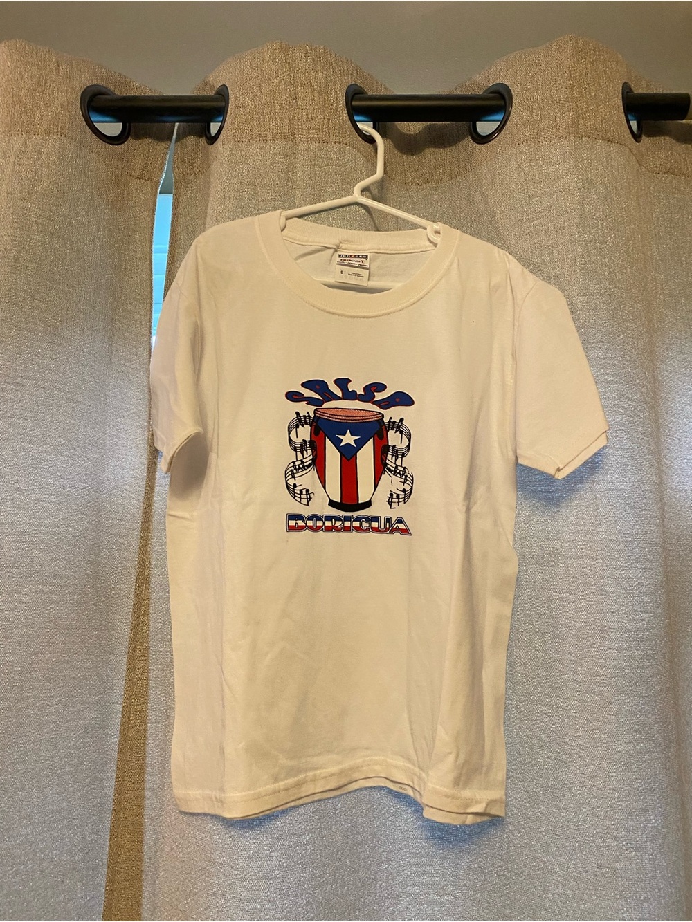 Jerzees White Sm Kids Tee with Red, White & Blue Puerto Rico Salsa Drum Graphic!